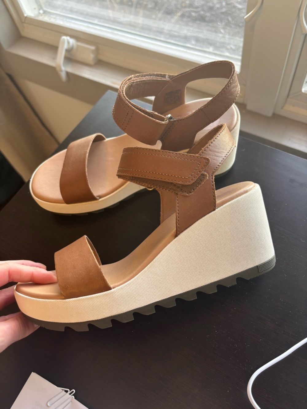 Sorel Tan Brown Leather Ankle-Strap Sandals 7 - Picture 2 of 5